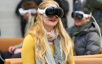 Стала известна цена Apple Vision Pro в Беларуси. На сколько дороже, чем в США, где продают по $3499? — Видео