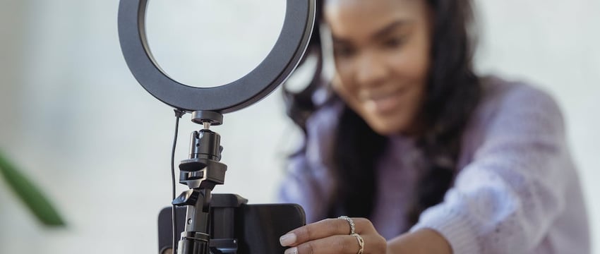 Школьніца з Гродна стварыла акаўнт у TikTok пра беларускую мову і збірае тысячы праглядаў