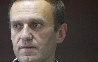 Навальный умер своей смертью, заявили в службе российской разведки