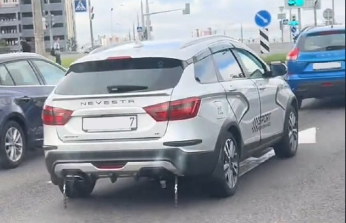 Была «Веста» — стала «Невеста». Белорус удивил тюнингованной Lada