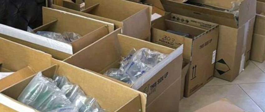 В Беларусь ввозили подозрительно дешевые духи, а продавали дорого