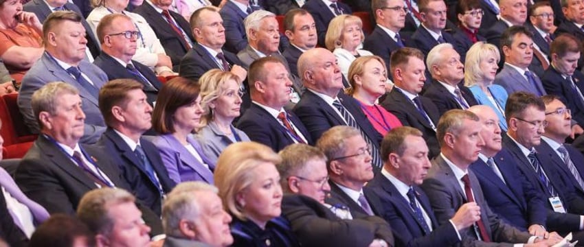 Лукашенко указом создал реестр чиновников