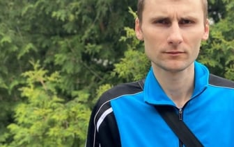 «В 30 лет я словно немощный старик». От редкого заболевания страдает житель Барановичей