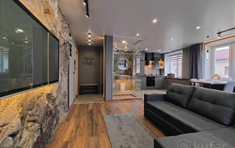 В Бобруйске продают дизайнерскую квартиру с туалетом на кухне. Есть и еще один нюанс