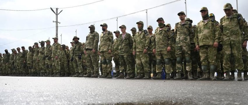 Численность армии увеличена из-за угроз «по периметру границ» России - Песков