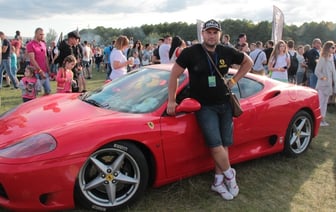 Катаешься на Феррари — плати! В Беларуси ввели налог на люксовые автомобили