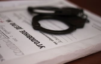 Попался на первом задании. В Гомеле вынесли приговор курьеру мошенников