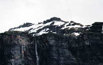 Во Франции готовятся бастовать фермеры, пилоты и железнодорожники