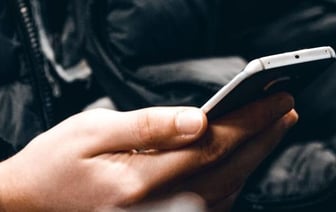 Начальник вогнал в долги подчиненных, потому что имел патологическую склонность