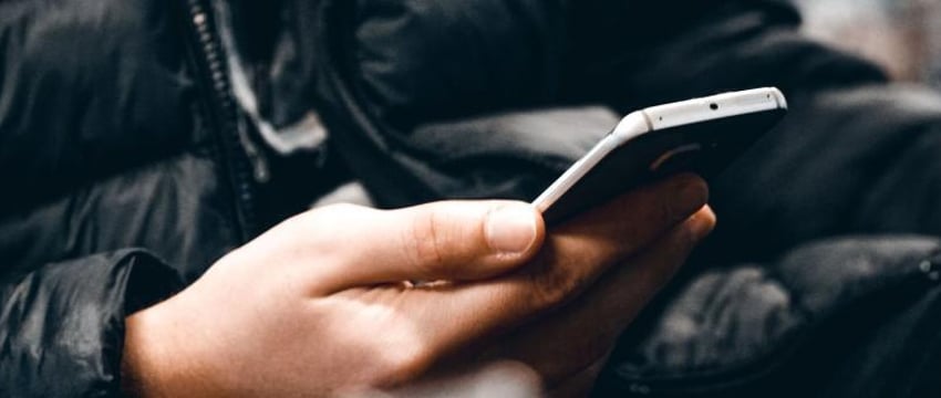 Начальник вогнал в долги подчиненных, потому что имел патологическую склонность