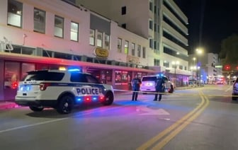 Два человека погибли при стрельбе на праздновании Хэллоуина в Орландо – видео