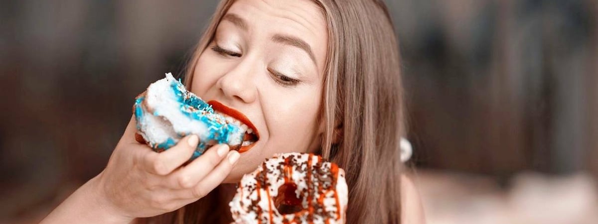 «Если хотите шоколада, ешьте» — Врач-диетолог дал 3 совета, как перестать употреблять сладости — Полезно