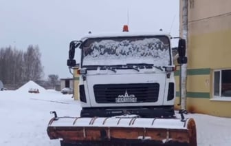 Водитель погиб, упав на шнек снегоуборочной машины в Дрибине