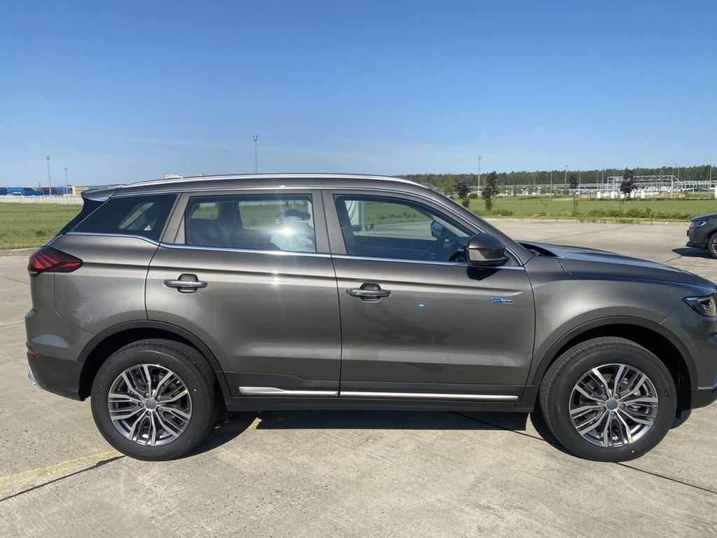 Geely Atlas больше нет. BELGEE выводит на рынок новый кроссовер Х70