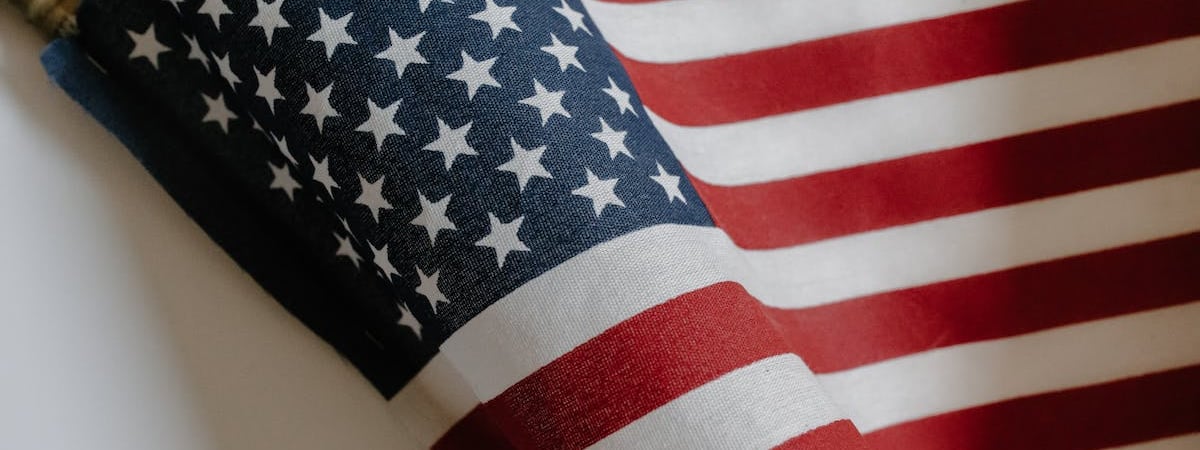 США и Великобритания продолжают наносить авиаударов по позициям хуситов в Йемене