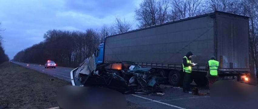 Пьяная девушка устроила аварию с двумя погибшими в Березовском районе