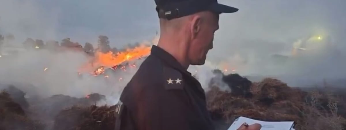 Дети играли с зажигалкой — в Слуцком районе в тюке соломы сгорел ребенок