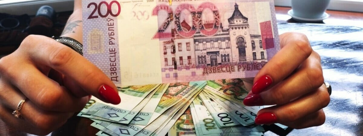 Совмин предложил ввести в Беларуси налог на токены и повысить ставки на сдачу жилья в аренду. А кому пообещали льготы?