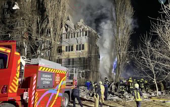 Под завалами люди: из-за дронового удара по 9-этажке в Одессе много раненых, есть погибшие