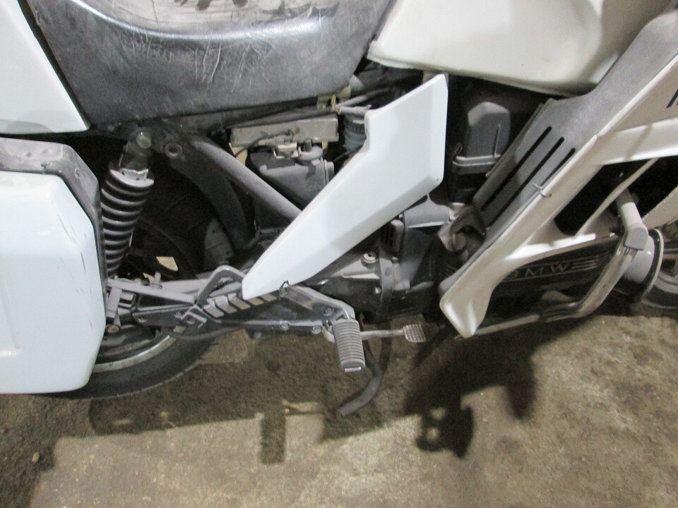 Мотоцикл BMW, служивший в «Стреле», выставили на продажу