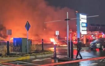 Самолет врезался в жилые дома в Филадельфии