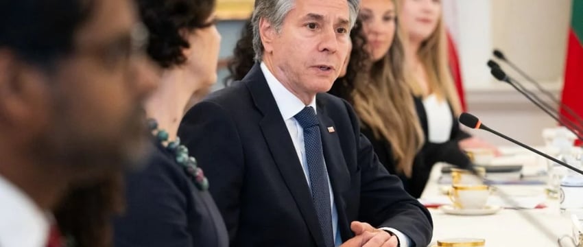 США заявляют о своей приверженности партнерству с Мальдивами для обеспечения свободного Индо-Тихоокеанского региона.