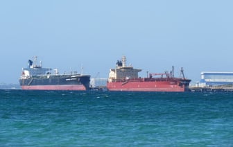 У России возникли проблемы с хранением нераспроданной нефти – Bloomberg — Неофициально