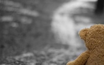 В Беларуси отчим несколько лет насиловал падчерицу. Как его наказали?