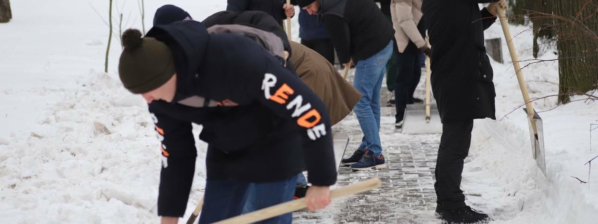 В милиции пообещали отправлять белорусов на уборку снега. Кого коснется?