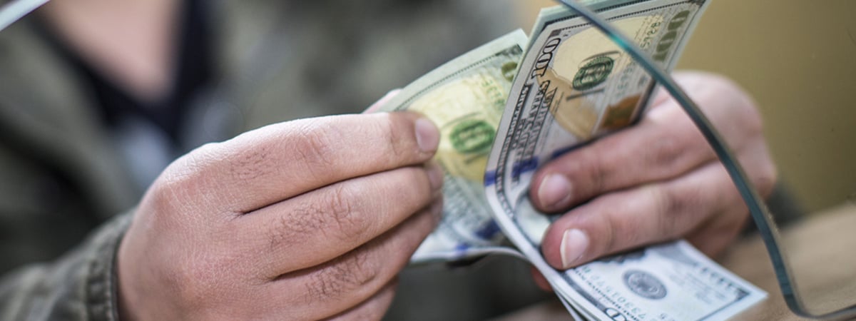 Доллар и евро снова подорожали в Беларуси. На сколько и что с российским рублем?
