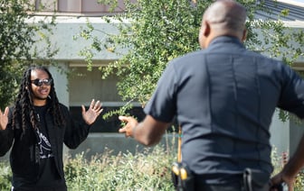 Силовики задержали дворника, которого подозревают в сексуальных действиях с подростками