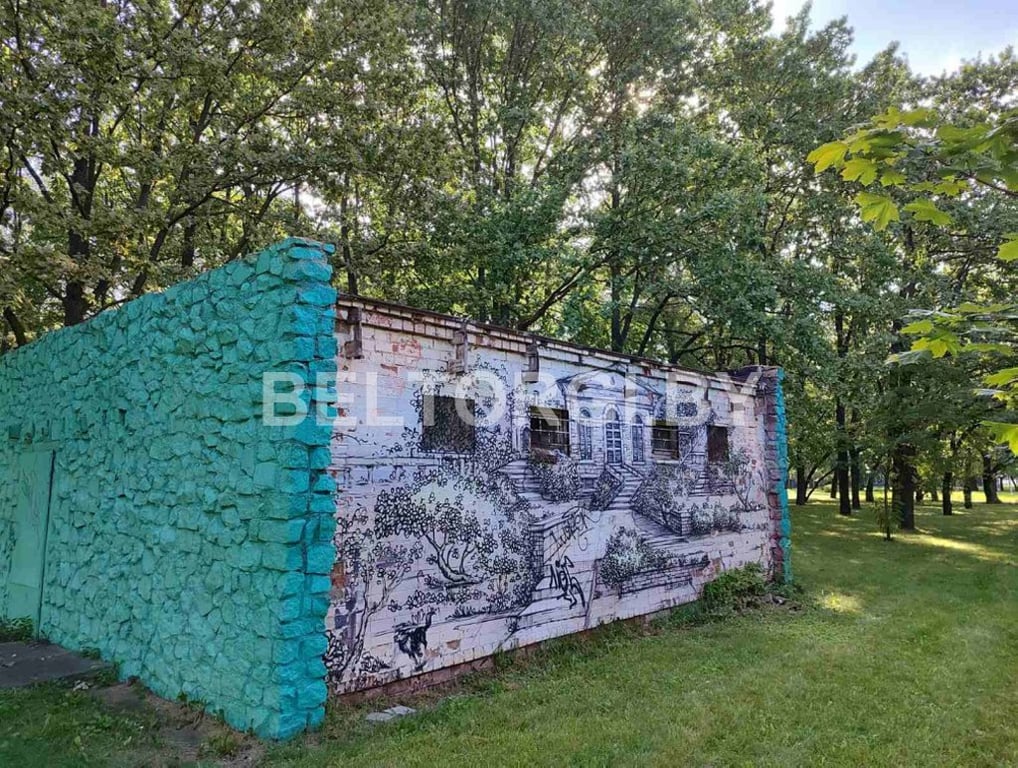 В Беларуси с аукциона продают туалет – сумма невероятная