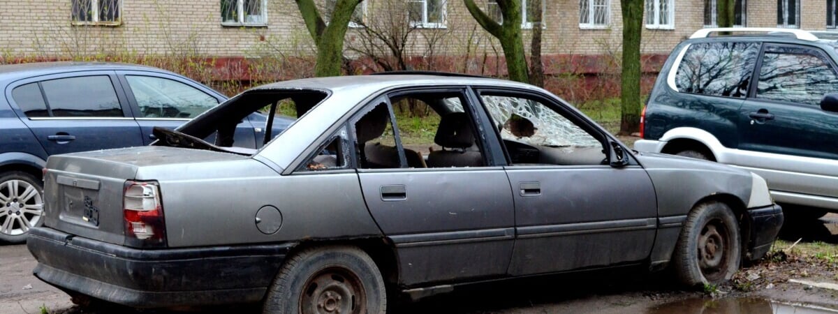 КГК дал белорусам 2 дня, чтобы пожаловаться на бесхозные авто. В каком случае отберут у владельца?