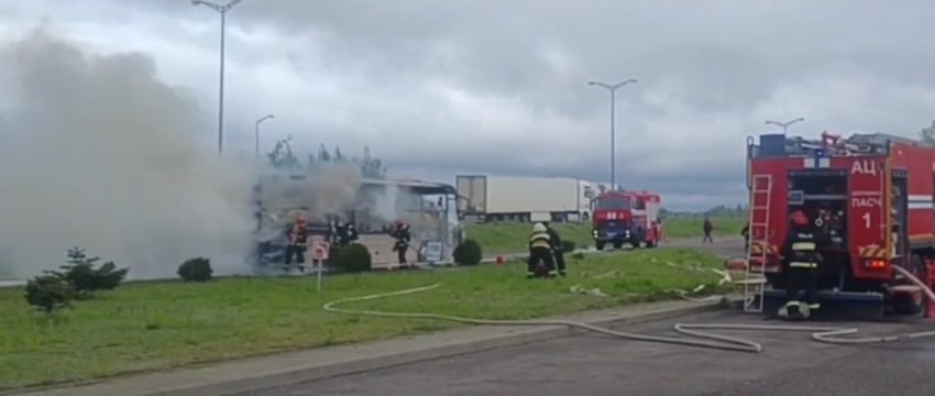 Пожар в автобусе с детьми на трассе М1