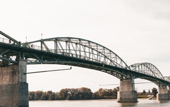 В трех областях Беларуси с 1 февраля снова вводится сбор за пересечение границы
