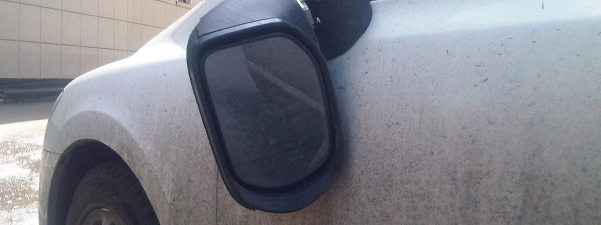 В Гродно мужчина напал на… автомобили — что ему так не понравилось