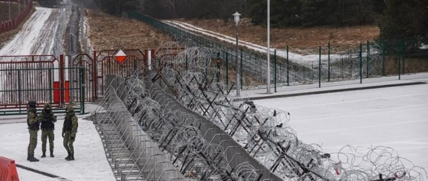 Страны Балтии построят линию обороны на границах с Беларусью и Россией