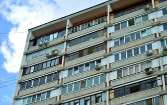 В ЖКХ пояснили, когда белорусам могут запретить пользоваться балконами дома — Полезно