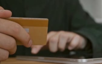 В колонию строгого режима за кражу банковской карты отправится житель Барановичей