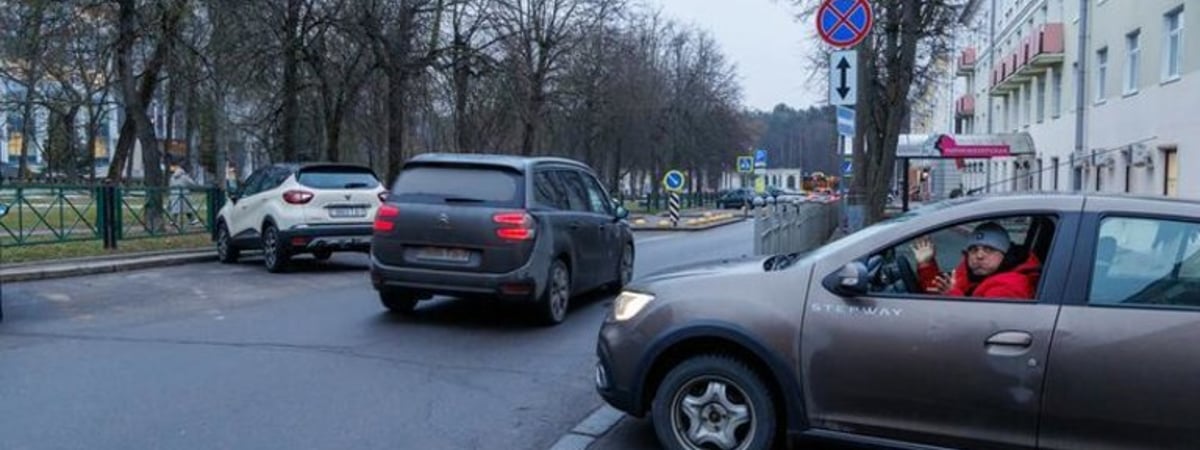 «ДТП, которое не предусмотрено правилами». После спорной аварии водителя лишили прав — он не согласен