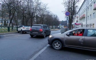«ДТП, которое не предусмотрено правилами». После спорной аварии водителя лишили прав — он не согласен