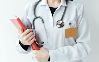 Глава Минздрава выступил с предложением, которое может усилить отток медиков