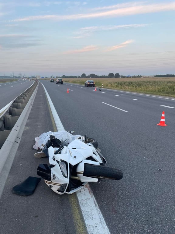 Девушка-мотоциклист разбилась в ДТП