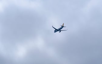 Пассажирский самолет разбился при посадке в Южной Корее