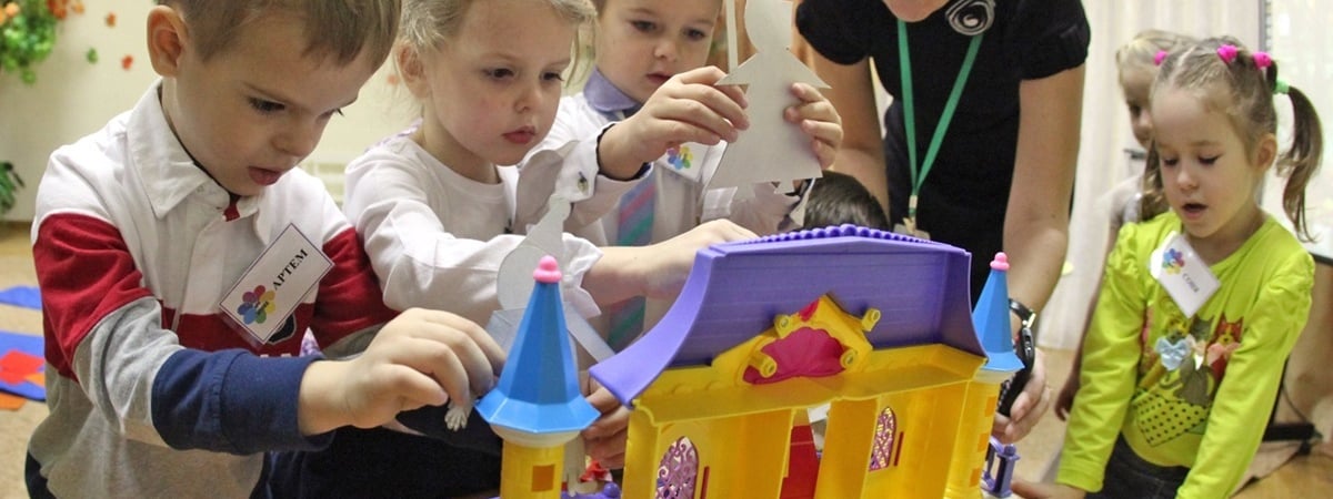 Когда белорусы смогут записывать детей в сад через интернет? Иванец озвучил новые сроки