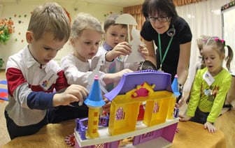 Когда белорусы смогут записывать детей в сад через интернет? Иванец озвучил новые сроки