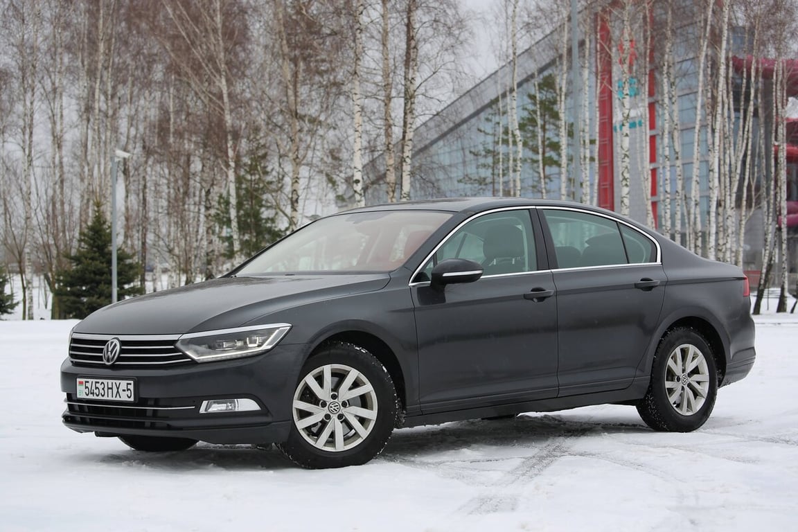 Этот «Пассат» в продаже уже несколько месяцев. И никто не звонит! Что не так с машиной?