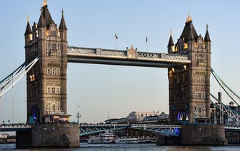 Британский необанк Revolut официально заработал в Украине