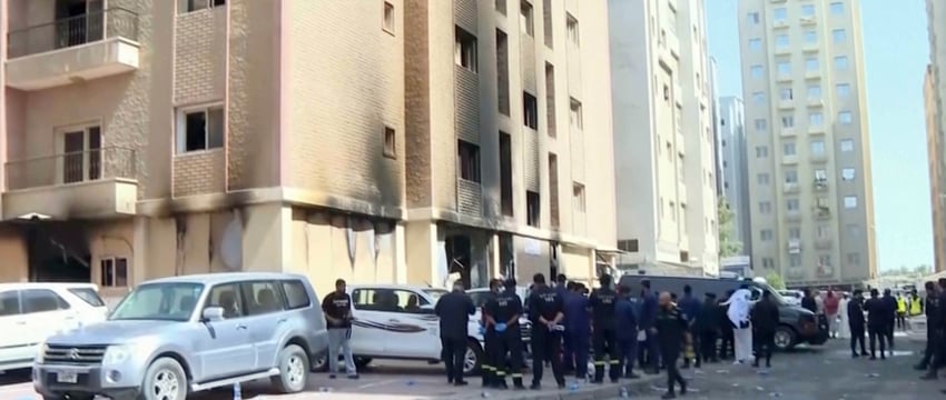 "Сказал Им, Что У Него есть татуировка": Как Отец опознал жертву Пожара в Кувейте