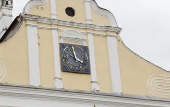 Установка главных городских часов в Пинске